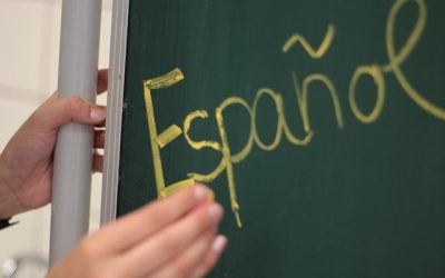 Pourquoi c’est essentiel de parler une langue étrangère pour voyager ?